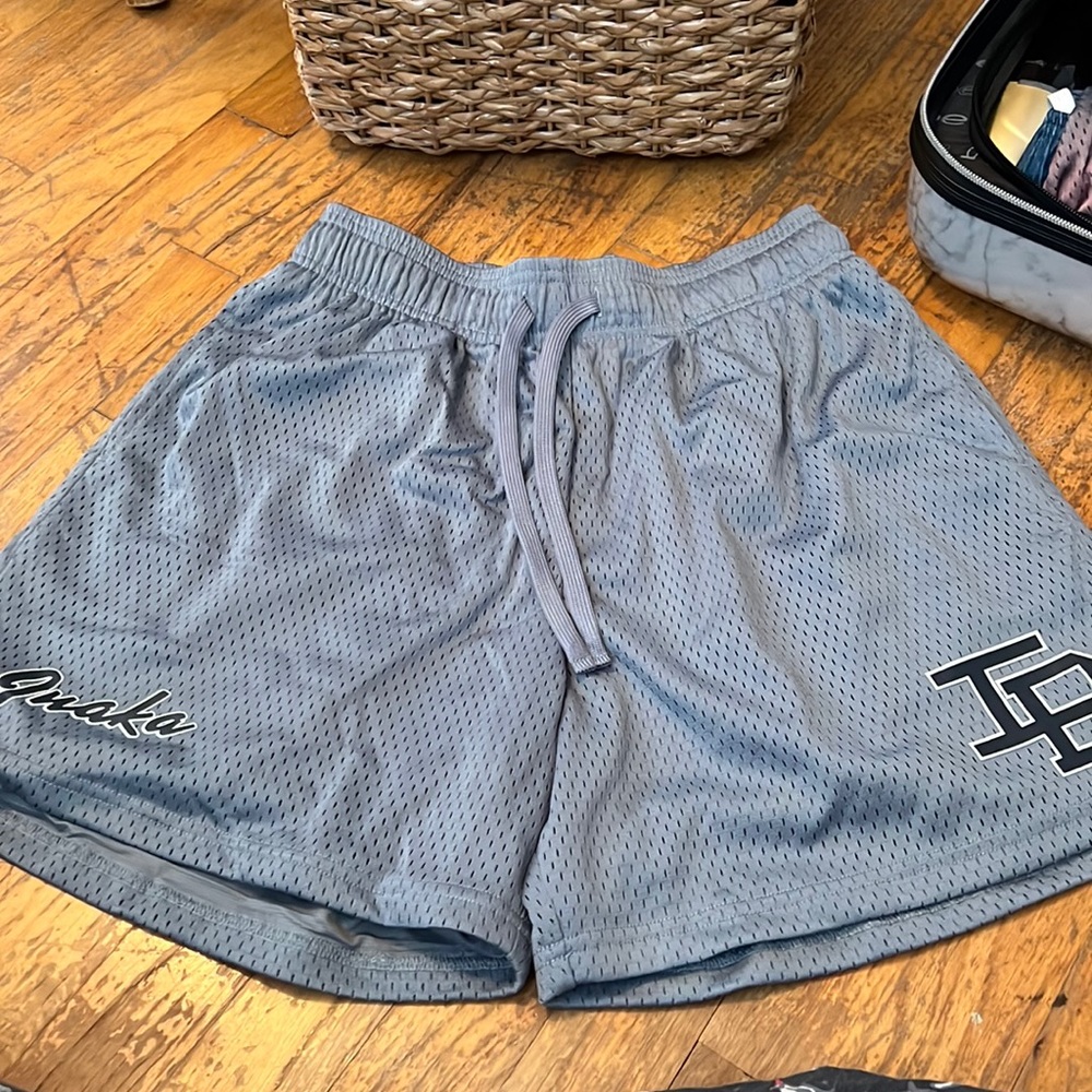 Inaka Power - blue grey mesh short